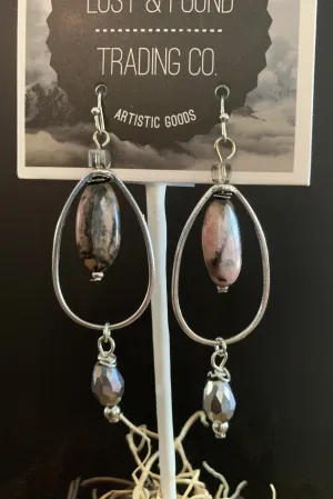 Lost And Found Silver Oblong Earring With Center Pink Natural Stone
