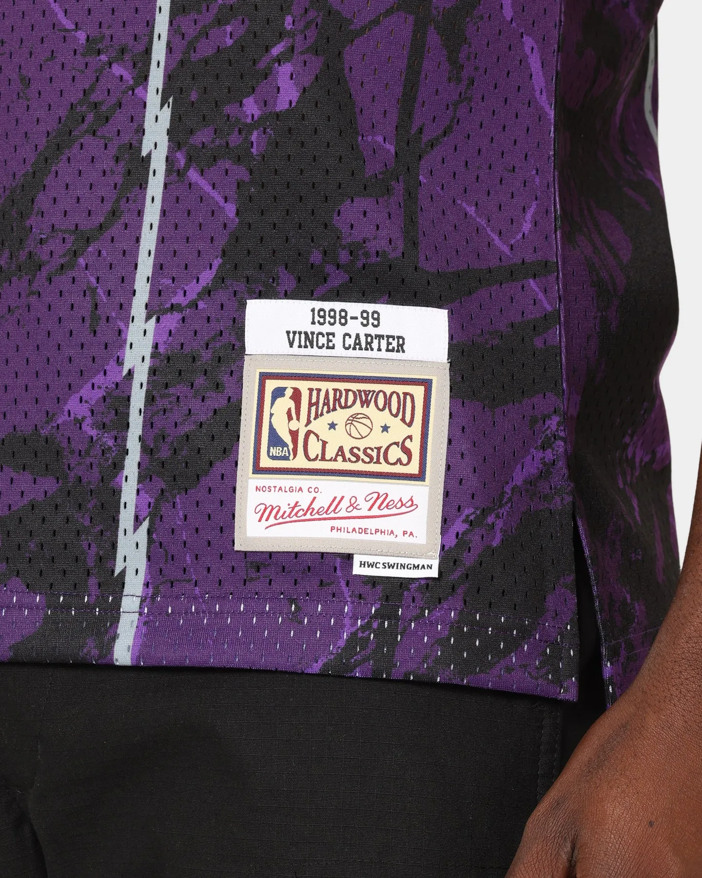 Mitchell & Ness Toronto Raptors Vince Carter #15 '98-'99 Marble Swingman Jersey Purple