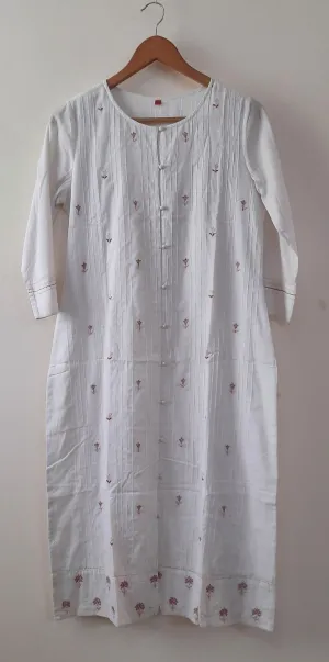 Tulip embroidered button down kurta